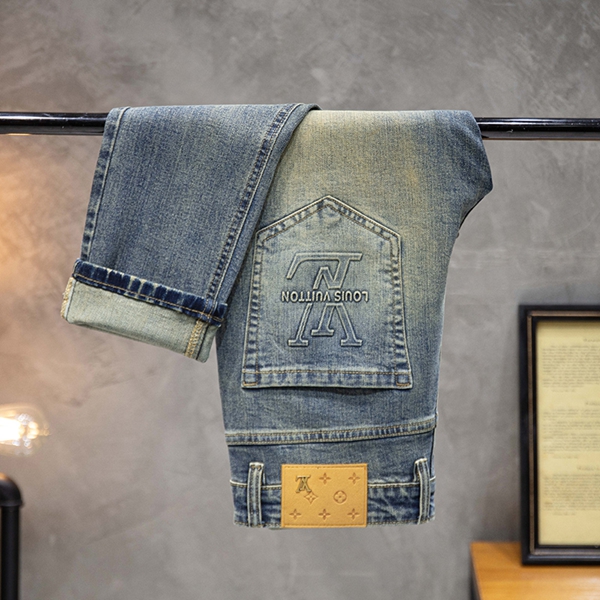 ブランドジーンズ背面デザイン